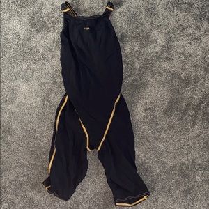 Speedo LZR Pro! Size 27